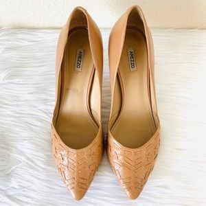 {Arezzo} Tan/Camel Woven Stitch Pointed-Toe Pumps